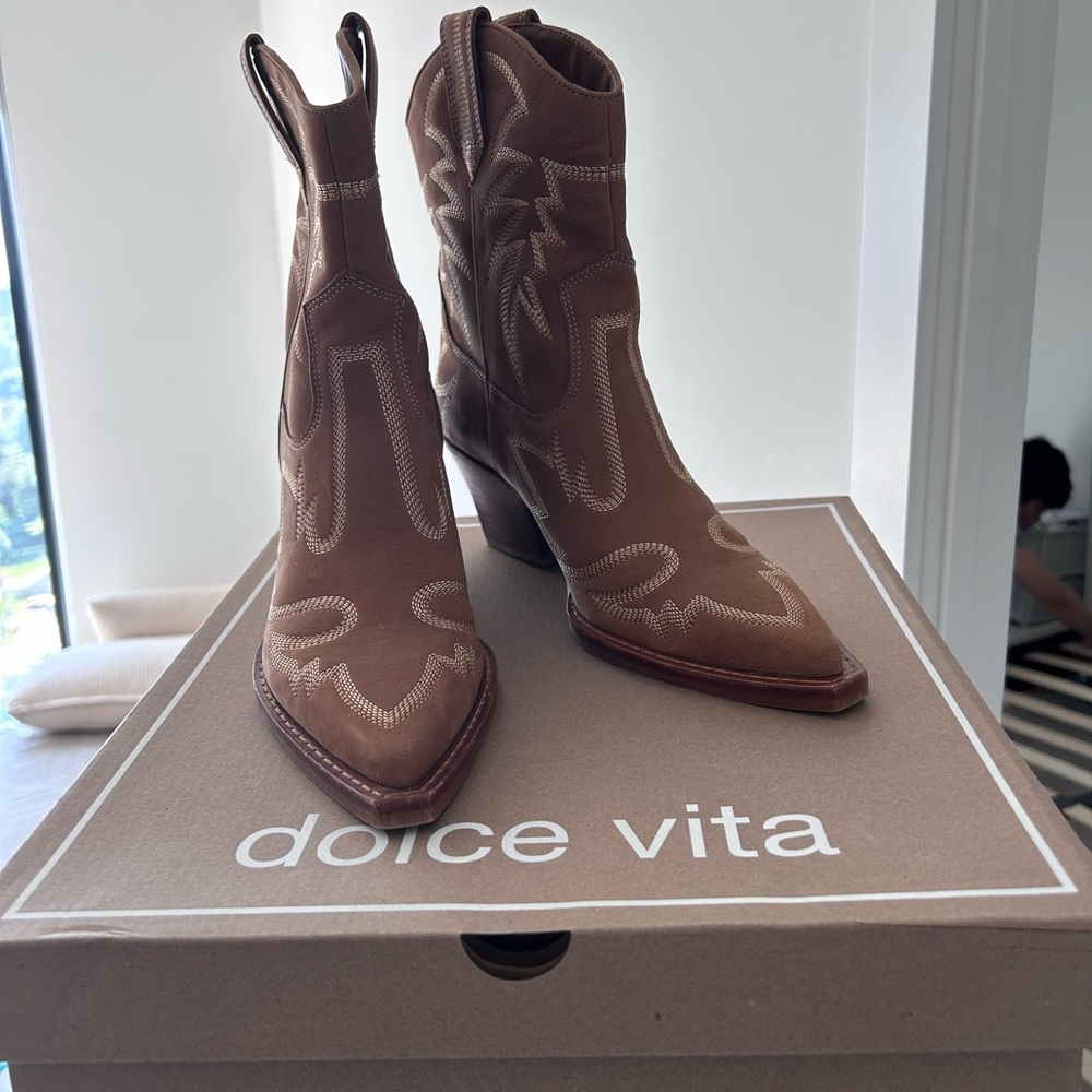 Dolce Vita Brown Heeled Boots with Western Flair